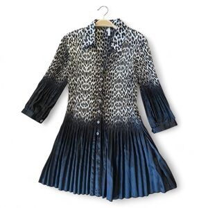 LINDI Chic Animal Print Pleated Dress‎